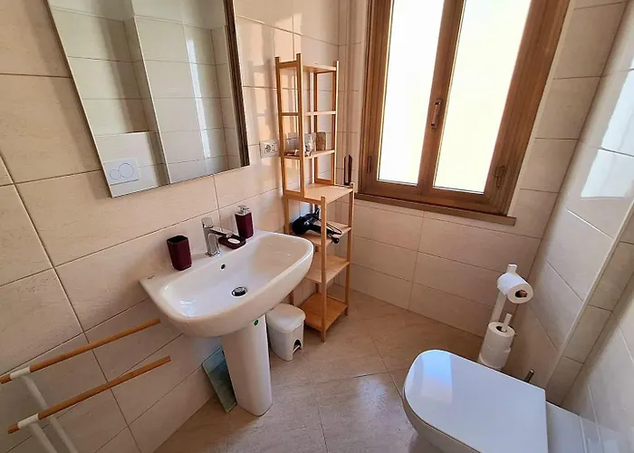 Apartment Casa Macondo Vicino Metro A Rom